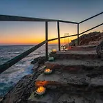 Dejavu Thalassa By *