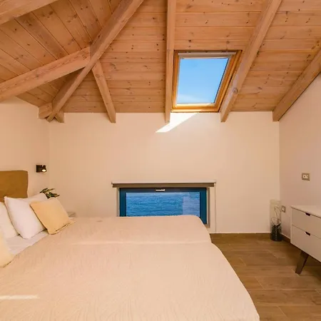 Dejavu Thalassa By ヴィラ *