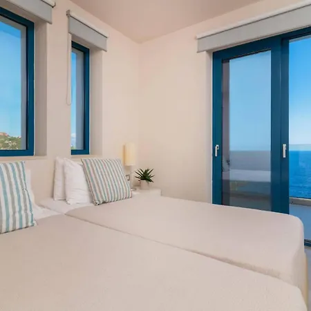 Villa Dejavu Thalassa By