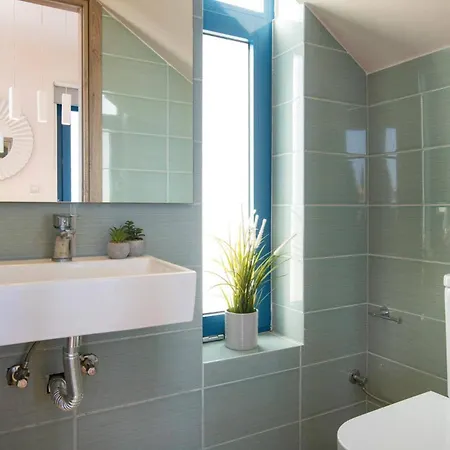 Dejavu Thalassa By *